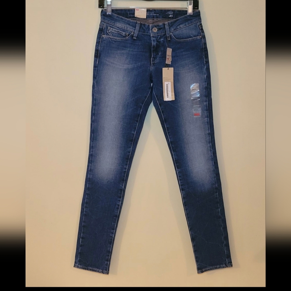 COPY - Women's Blue Jeans levis Curve id size 32